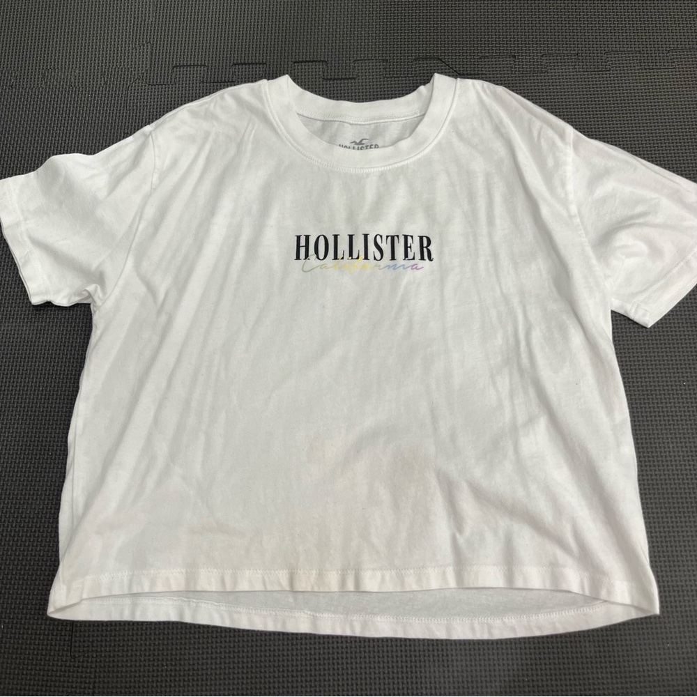 White Hollister top